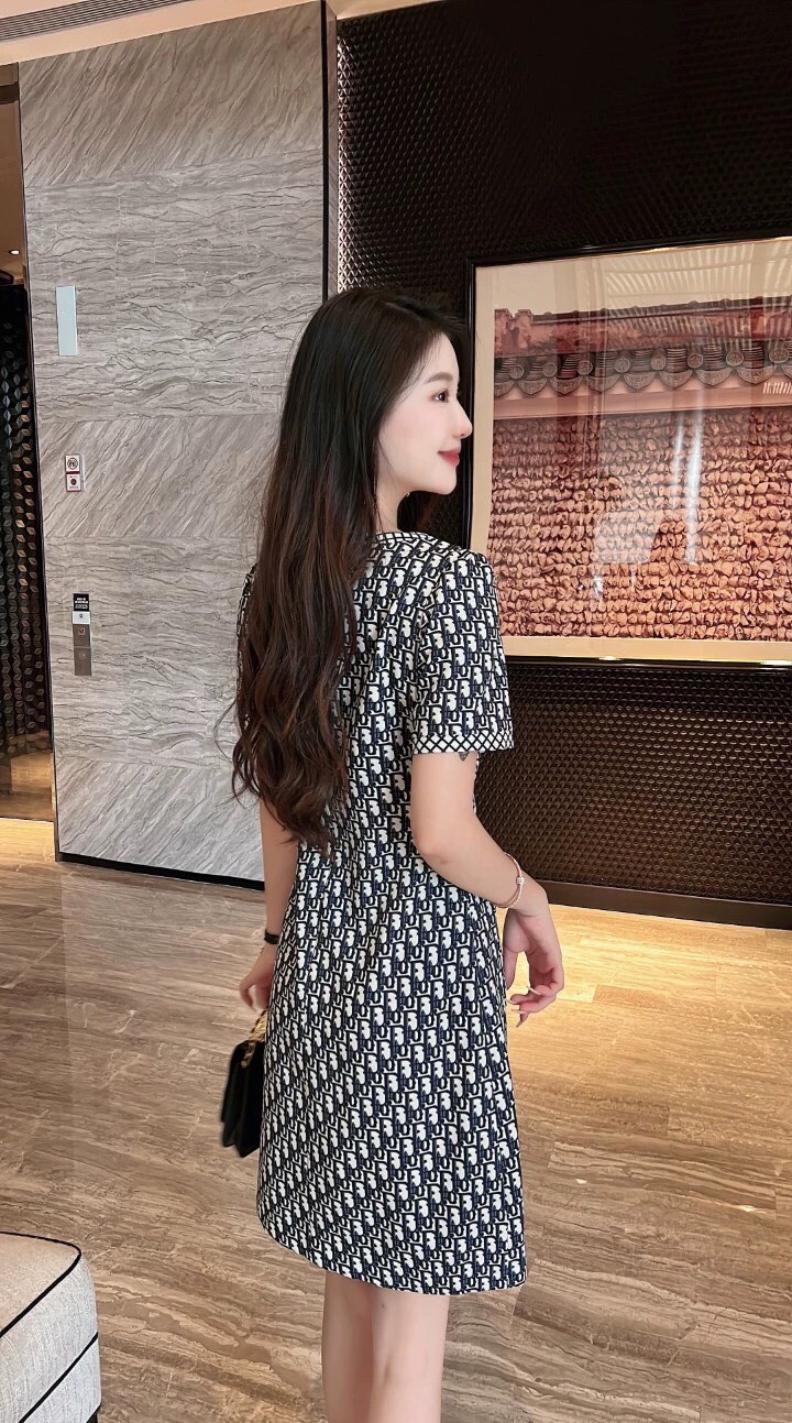 ĐẦM SUÔNG LỤA CAO CẤP D130